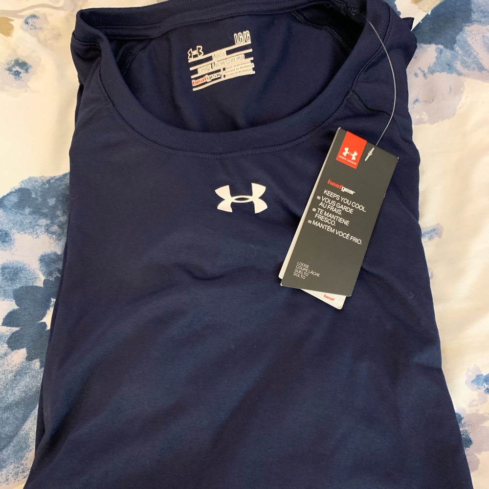 Women’s Under Armour Shirt